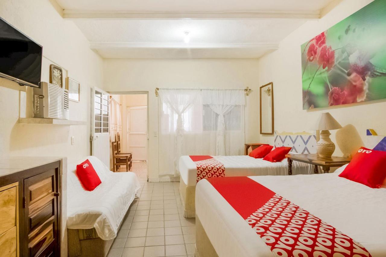 Oyo Hotel Posada Esmeralda San Patricio Melaque Esterno foto