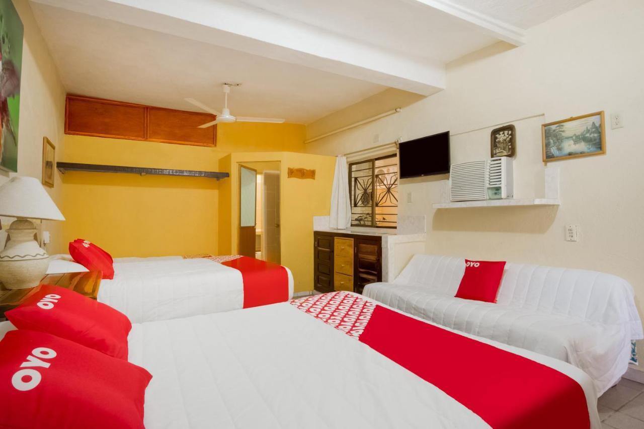 Oyo Hotel Posada Esmeralda San Patricio Melaque Esterno foto