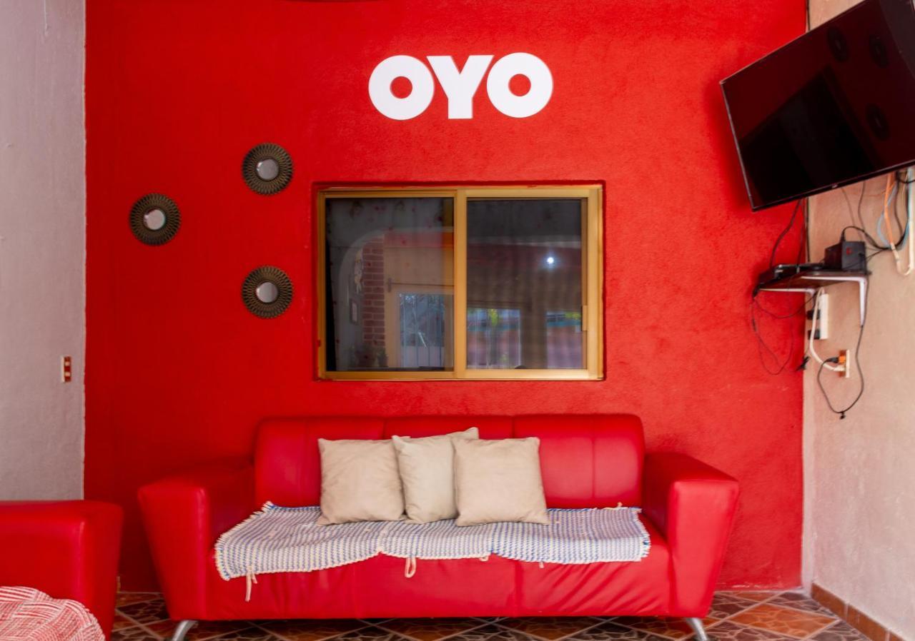 Oyo Hotel Posada Esmeralda San Patricio Melaque Esterno foto